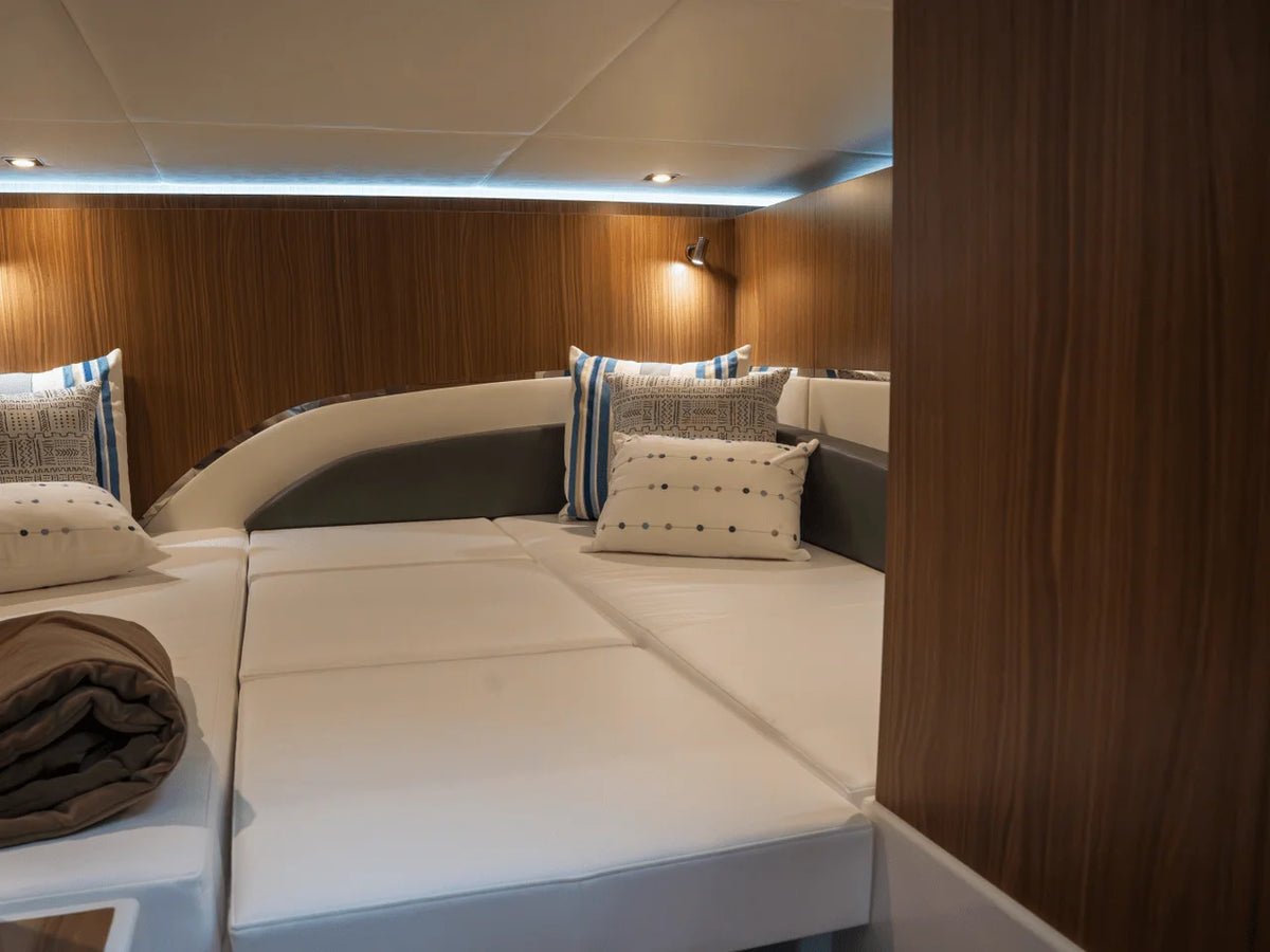 2026 Cruisers Yachts 50 GLS OB 50.0 feet, Wrightsville Beach, North Carolina #44