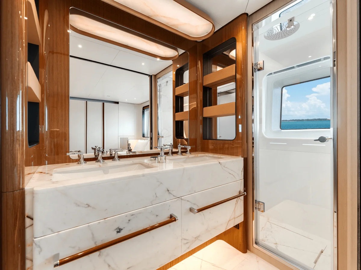 2026 Azimut Grande 36M 115.0 feet, Inuvik, Northwest Territories #21