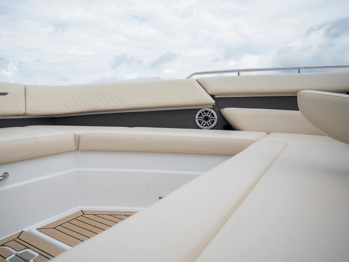 2026 Cruisers Yachts 50 GLS OB 50.0 feet, Wrightsville Beach, North Carolina #58