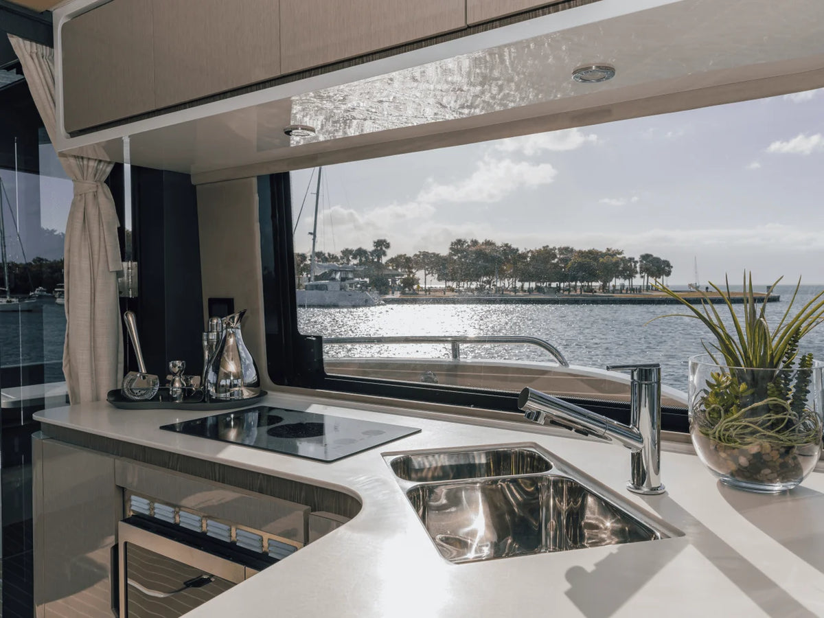 2027 Cruisers Yachts 57 FLY 57.0 feet, St. Petersburg, Florida #79