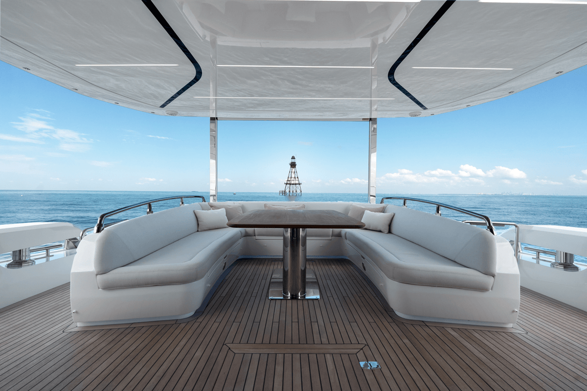 2027 Galeon 800 FLY 83.0 feet, Inuvik, Northwest Territories #11